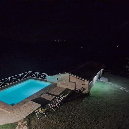 Casale Al Lago Con Piscina E Sauna Corbara  Exterior foto